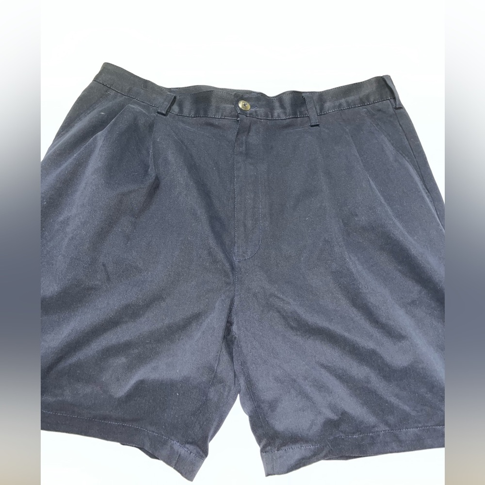 Navy Croft & Barrow golf shorts